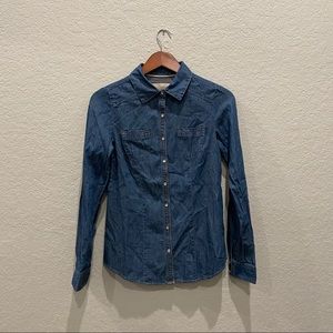 Deep blue denim long sleeve pearly button up shirt